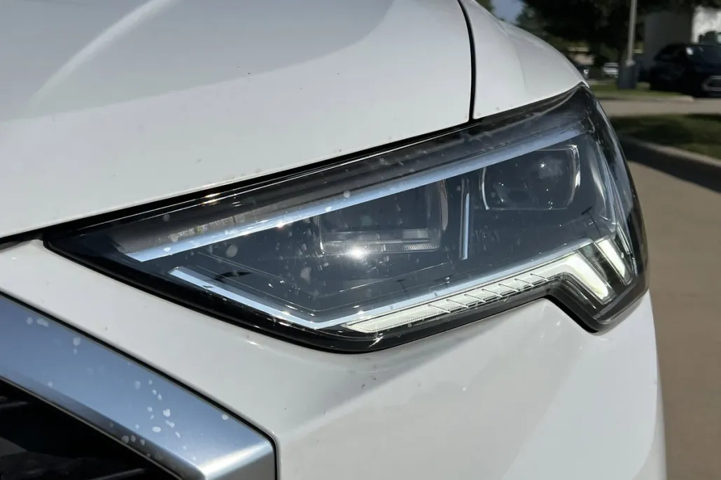 2024 Audi Q3 S line Premium Plus photo 1