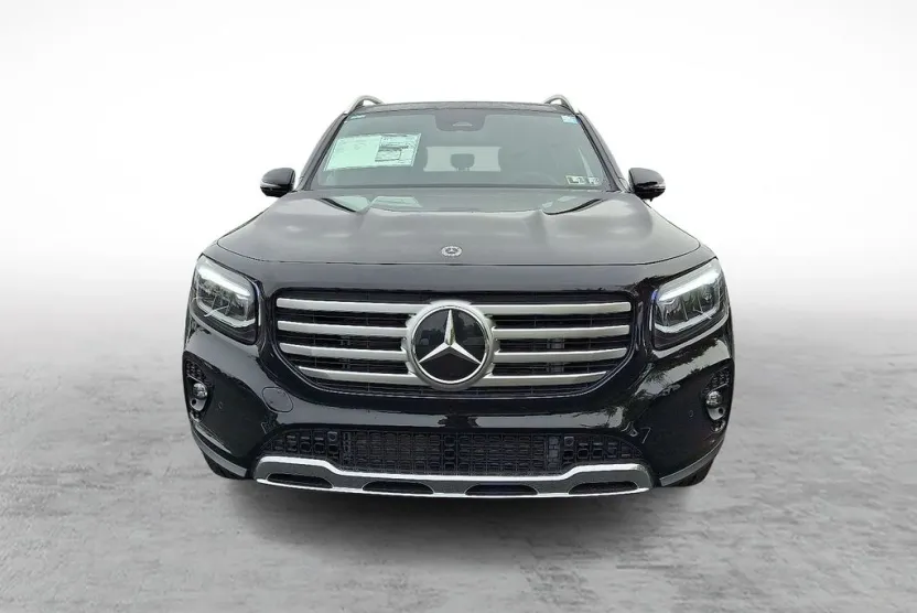2026 Mercedes Benz GLB 250 4MATIC photo 1