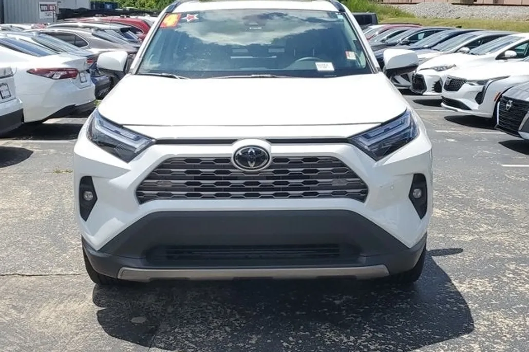 2024 Toyota RAV4 Limited photo 1