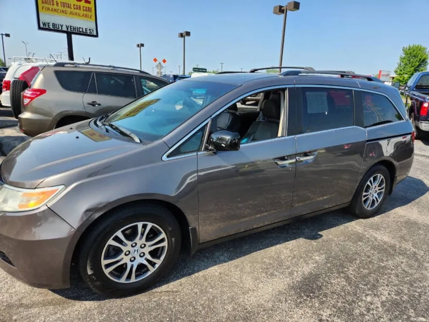2011 Honda Odyssey EX-L photo 1