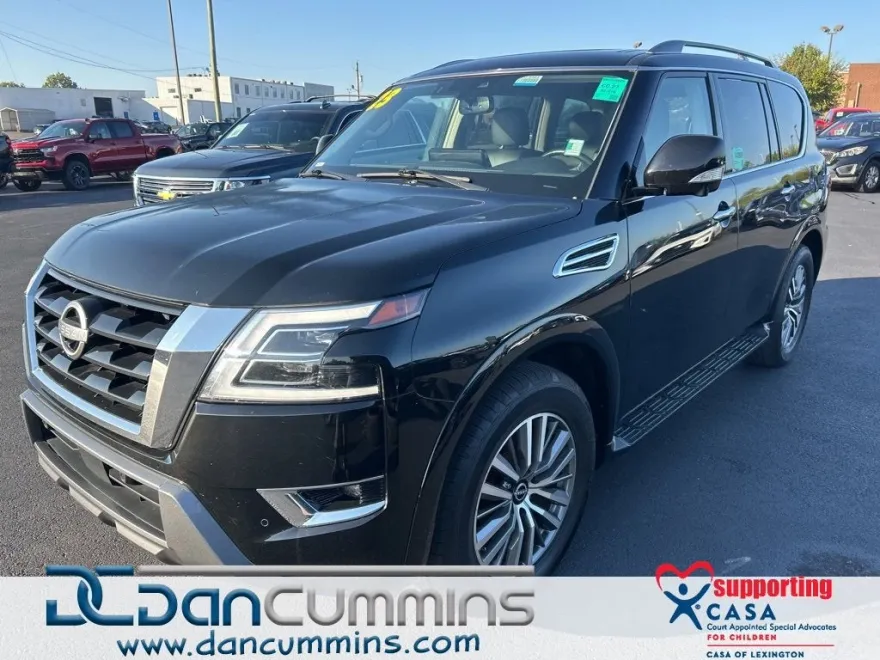 2023 Nissan Armada SL photo 1