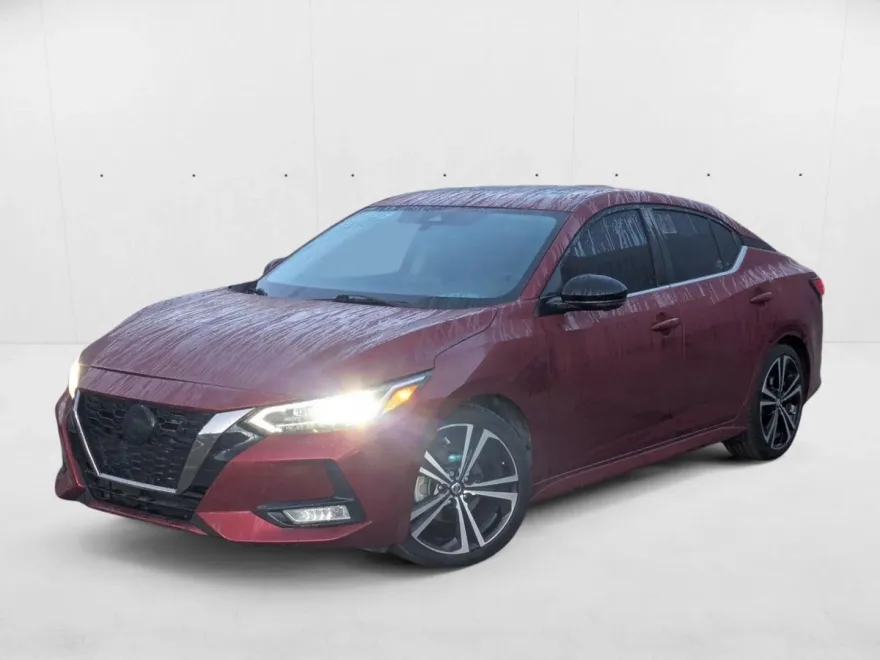 2022 Nissan Sentra SR photo 1