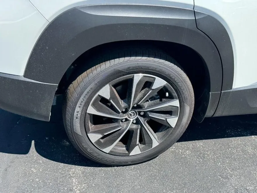 2025 Mazda CX-50 Premium Plus photo 1