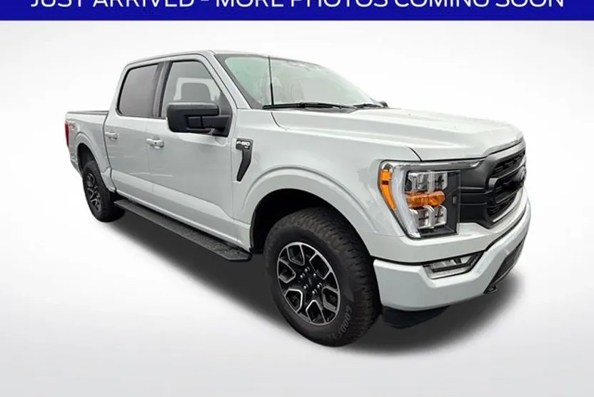 2023 Ford F-150 XLT photo 1