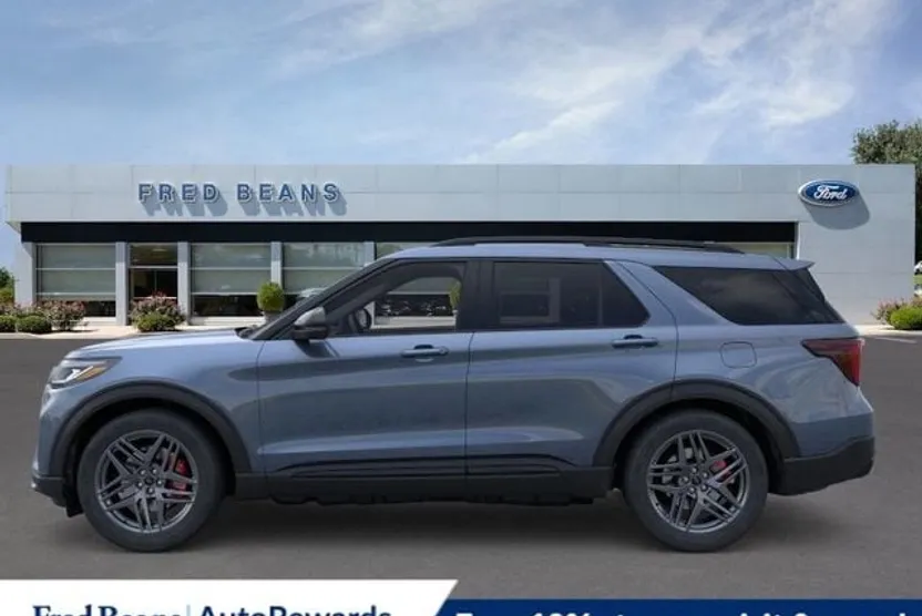 2025 Ford Explorer ST photo 1