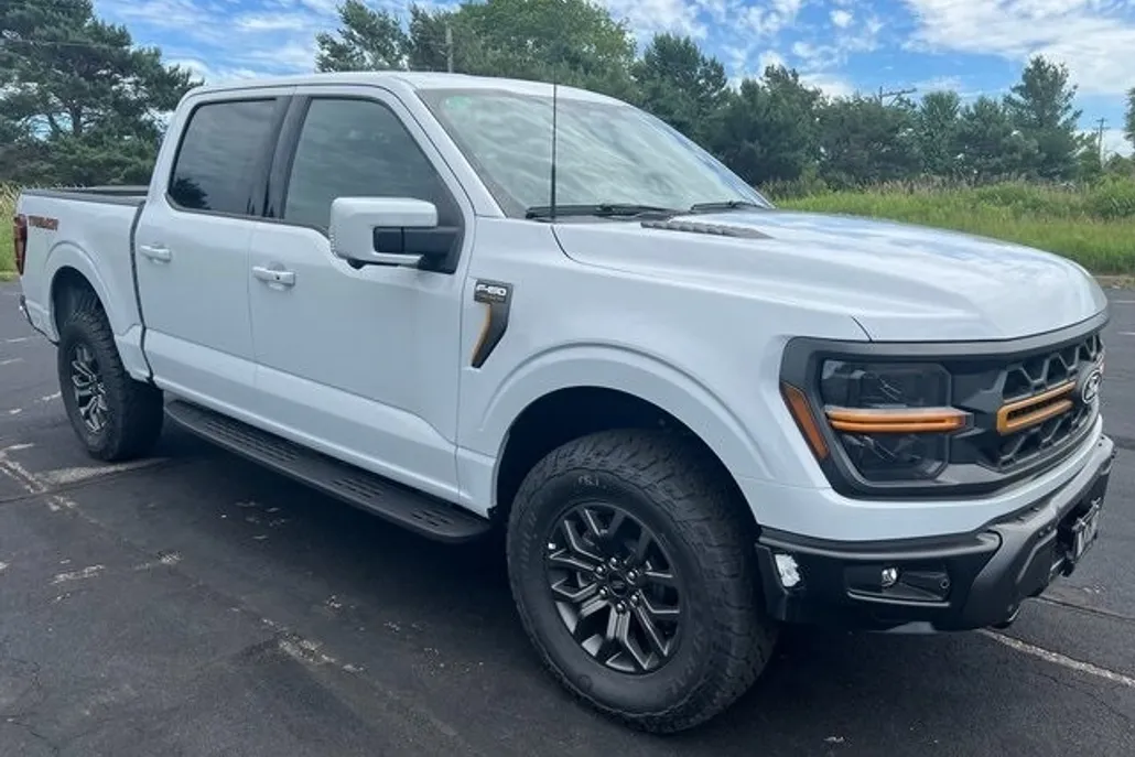 2025 Ford F-150 Tremor photo 1