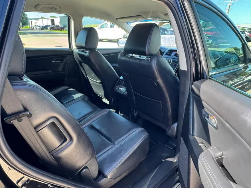 2012 Mazda CX-9 Touring photo 1