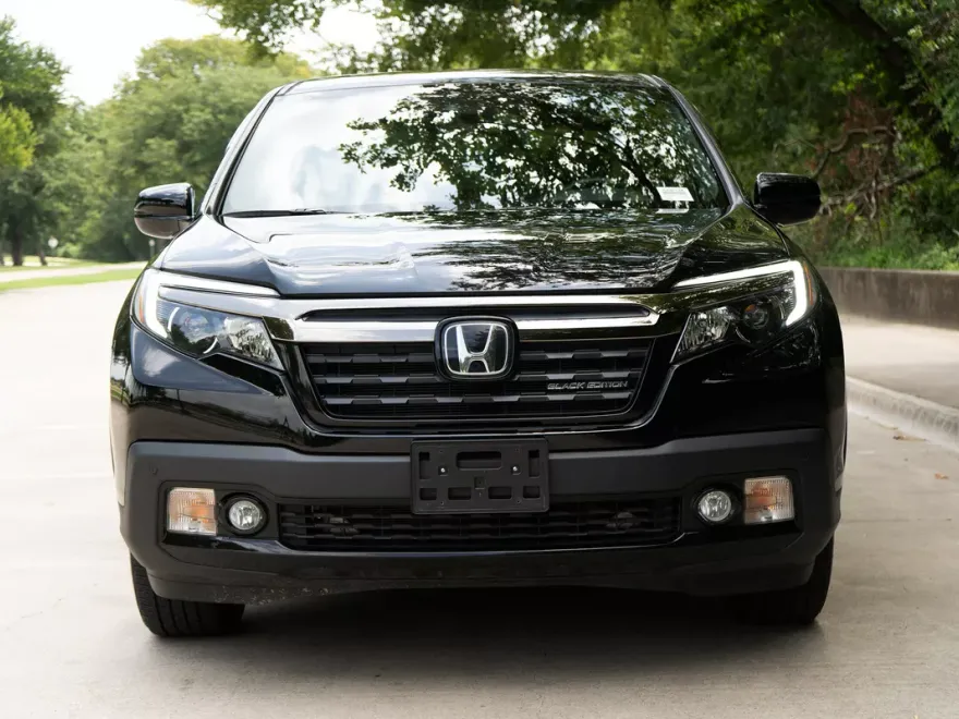 2020 Honda Ridgeline Black Edition photo 1