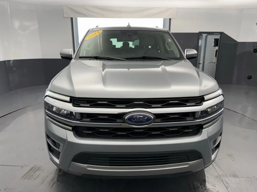 2024 Ford Expedition MAX Limited photo 1