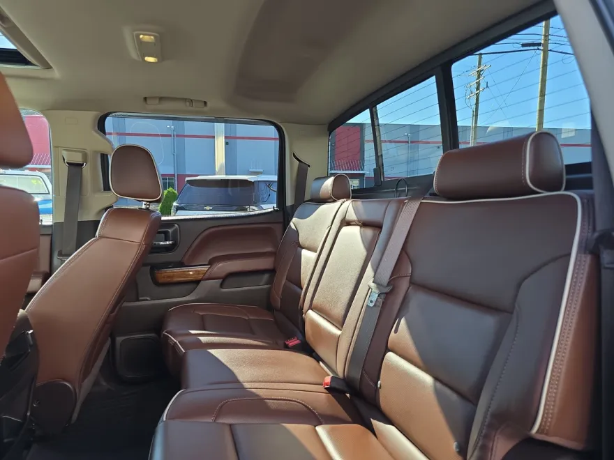 2019 Chevrolet Silverado 2500HD High Country photo 1