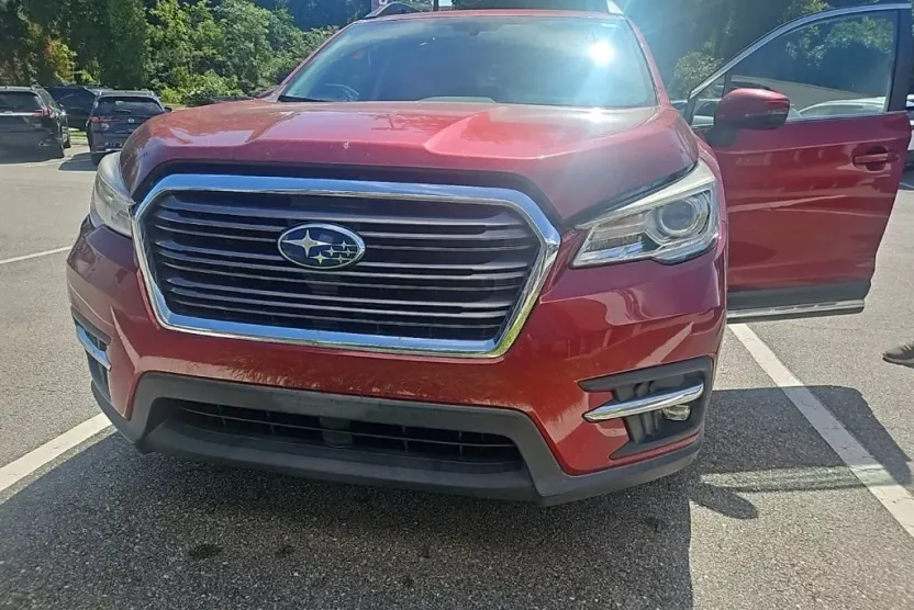 2020 Subaru Ascent Limited photo 1