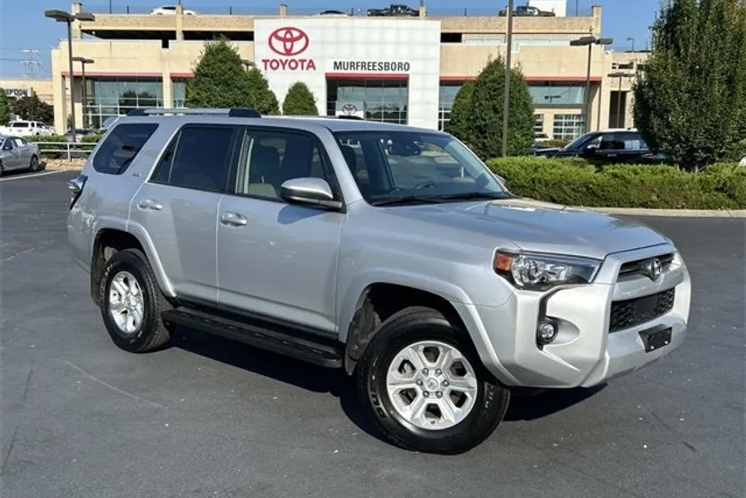 2024 Toyota 4Runner SR5 photo 1