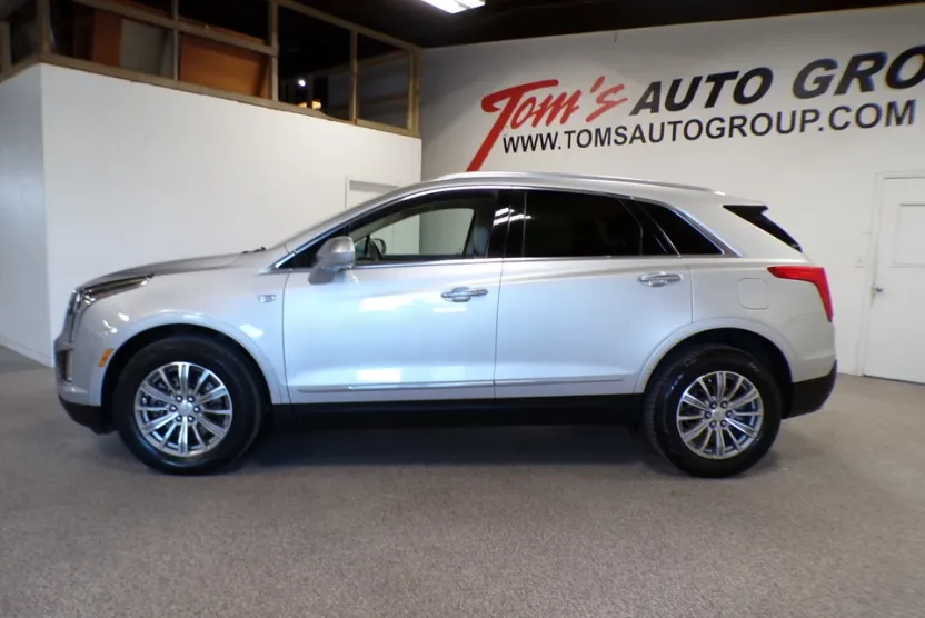 2017 Cadillac XT5 Luxury photo 1