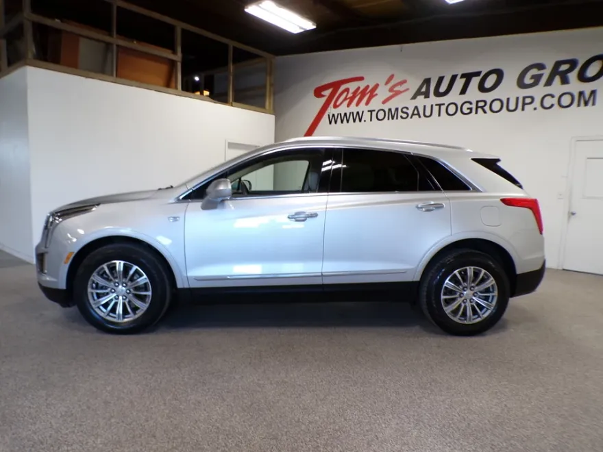 2017 Cadillac XT5 Luxury photo 1
