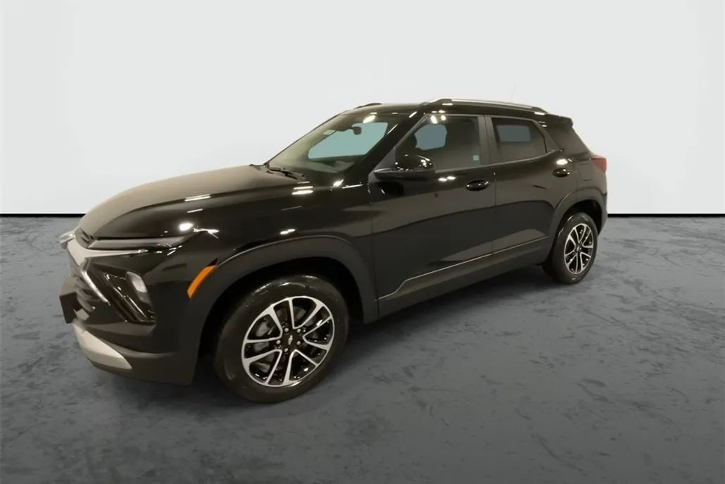 2026 Chevrolet Trailblazer LT photo 1