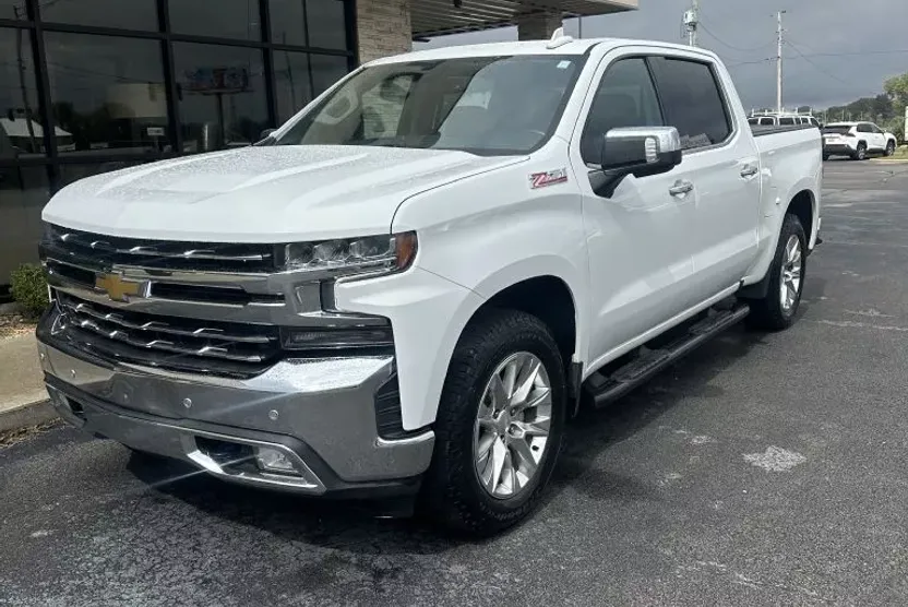 2021 Chevrolet Silverado 1500 LTZ photo 1