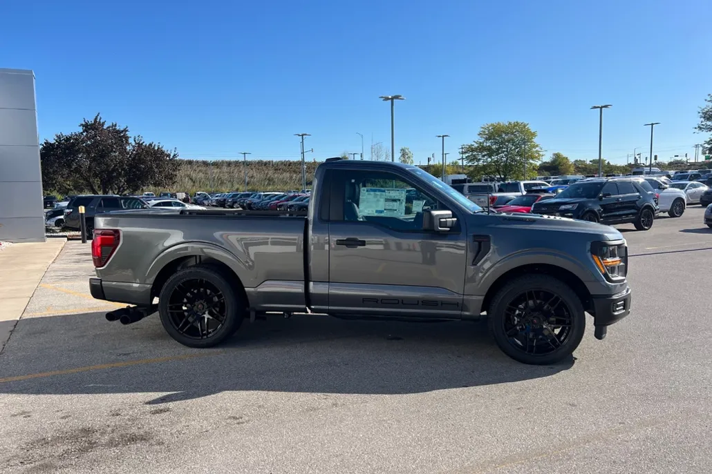 2025 Ford F-150 XL photo 1