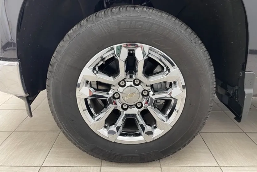 2022 Chevrolet Silverado 1500 photo 1