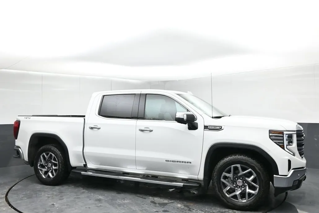 2024 Gmc Sierra 1500 SLT photo 1