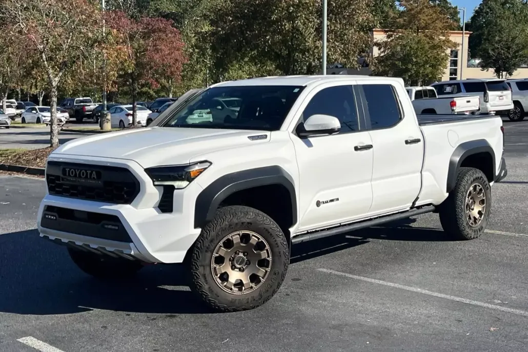 2025 Toyota Tacoma Trailhunter photo 1