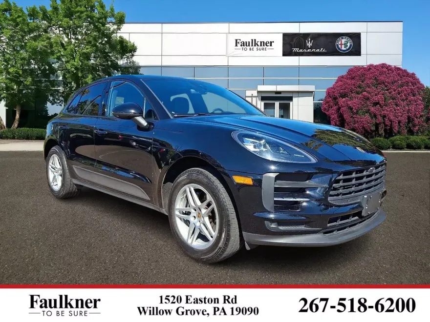 2021 Porsche Macan Base photo 1