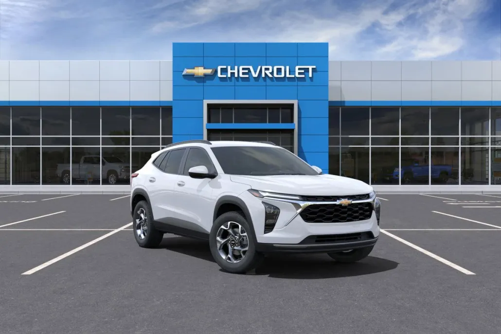 2025 Chevrolet Trax LT photo 1