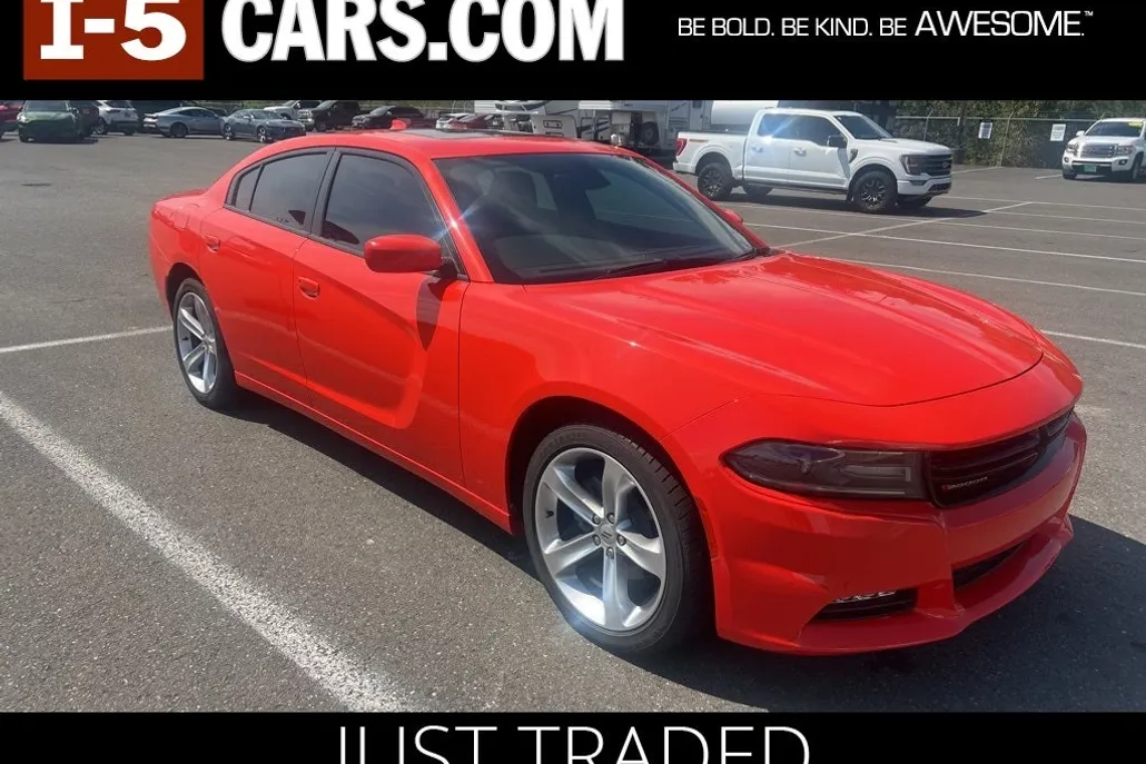 2018 Dodge Charger SXT Plus photo 1