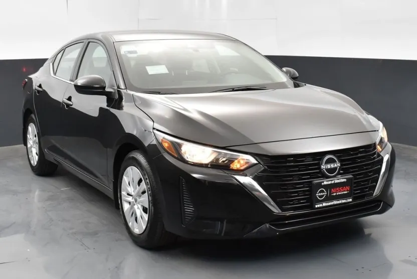 2025 Nissan Sentra S photo 1