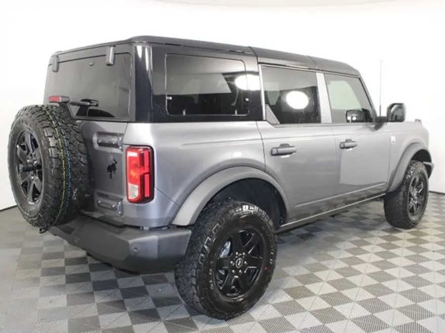 2025 Ford Bronco Big Bend photo 1