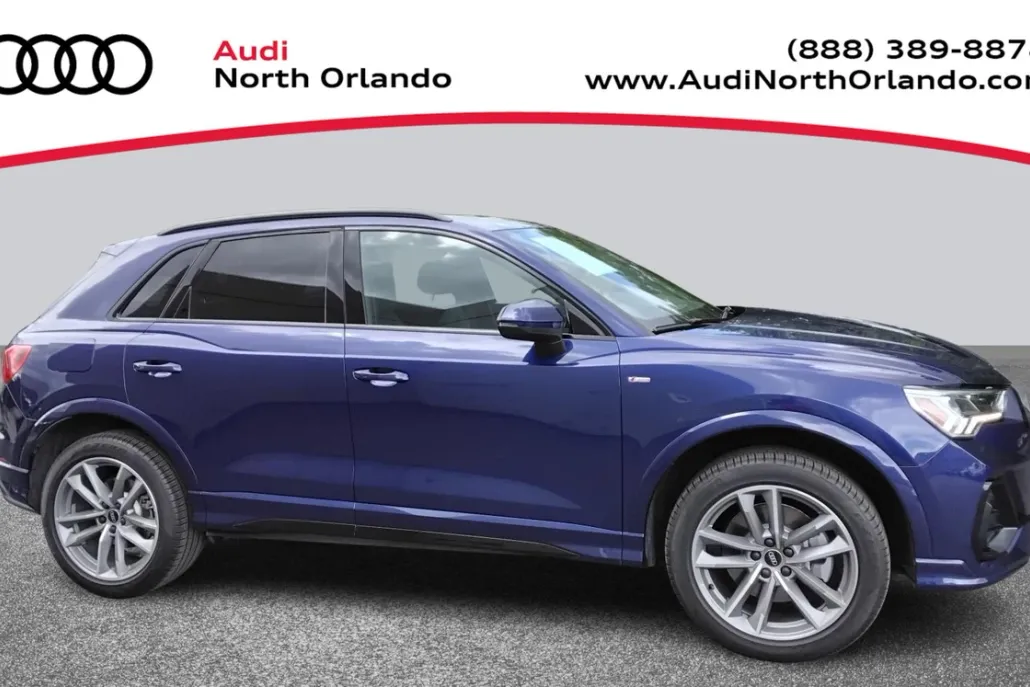 2025 Audi Q3 S line Premium photo 1