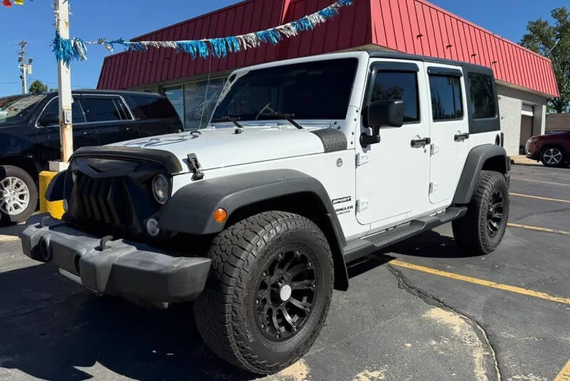 2016 Jeep Wrangler Unlimited Sport photo 1