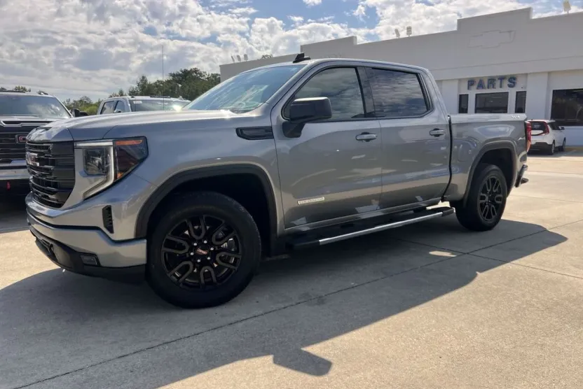 2023 Gmc Sierra 1500 Elevation photo 1