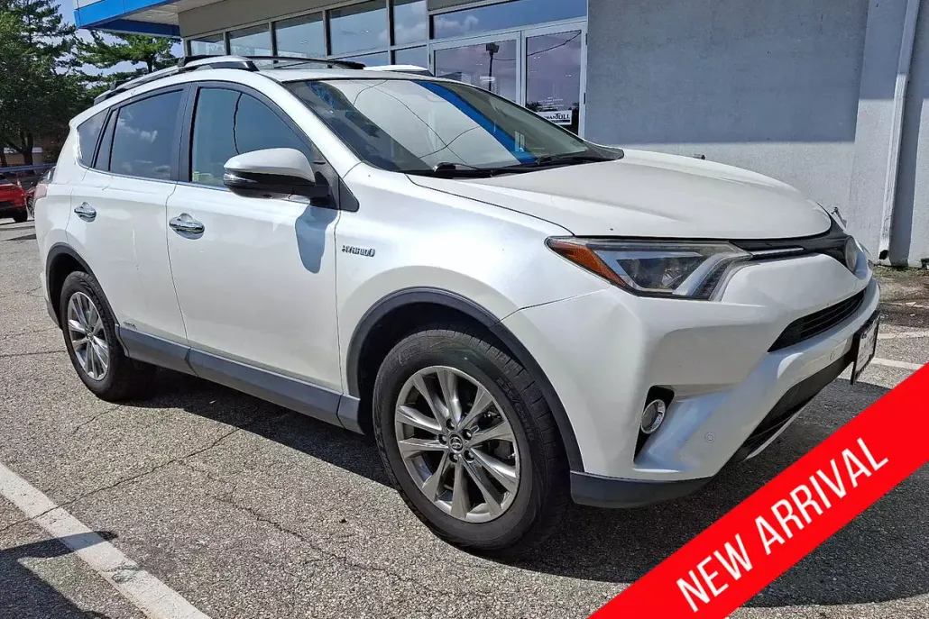 2017 Toyota RAV4 Hybrid Limited photo 1