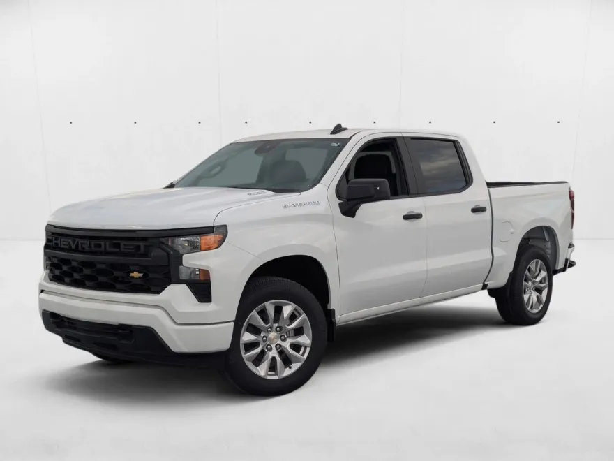 2025 Chevrolet Silverado 1500 Custom photo 1