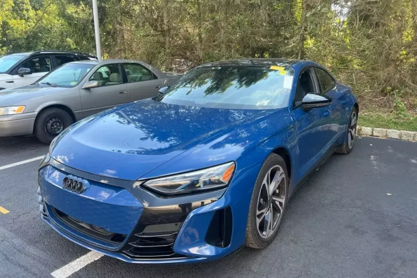 2023 Audi e-tron GT Premium Plus photo 1