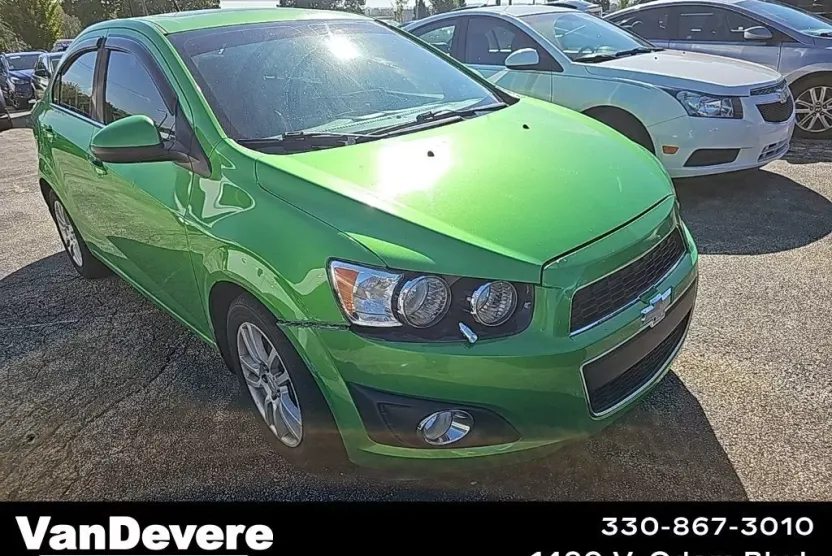2014 Chevrolet Sonic LT photo 1