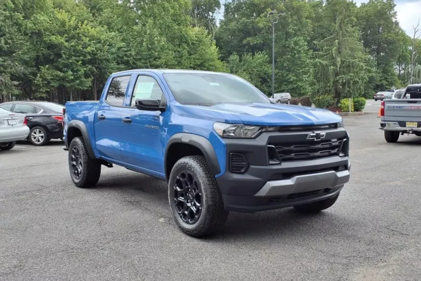 2026 Chevrolet Colorado Trail Boss photo 1