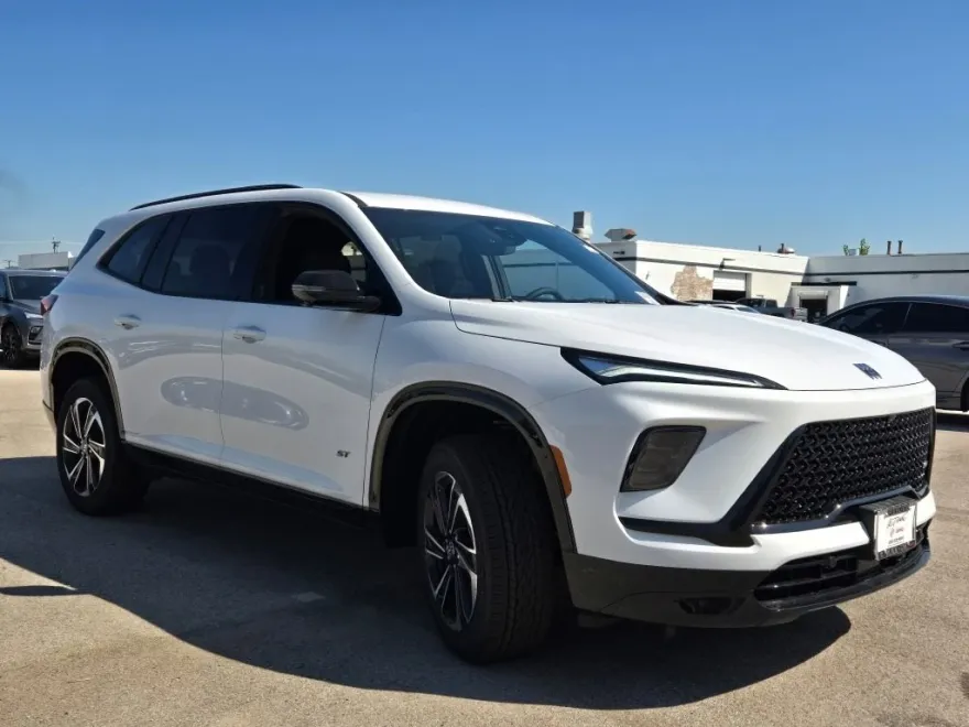 2026 Buick Enclave Sport Touring photo 1
