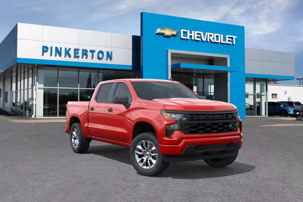 2025 Chevrolet Silverado 1500 Custom photo 1