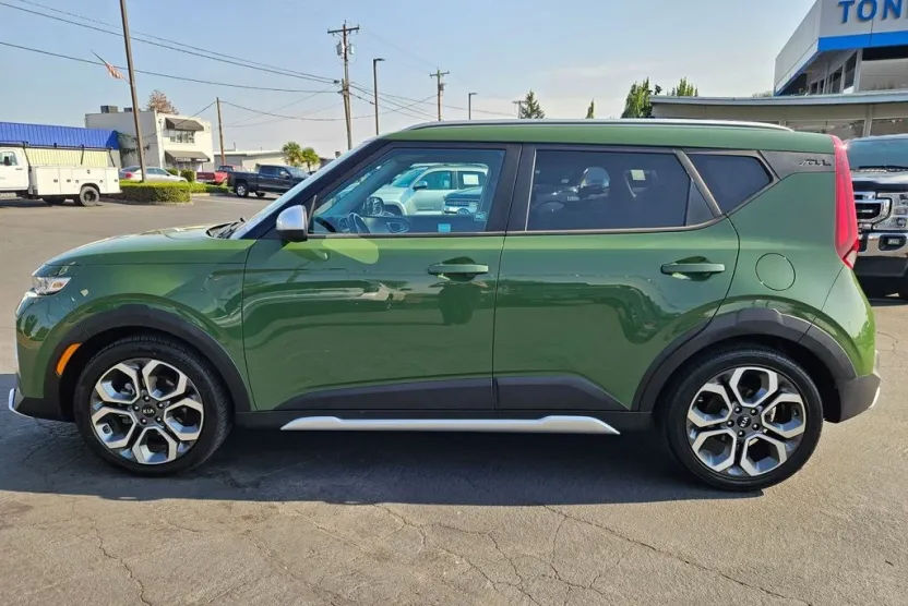 2020 Kia Soul X-Line photo 1