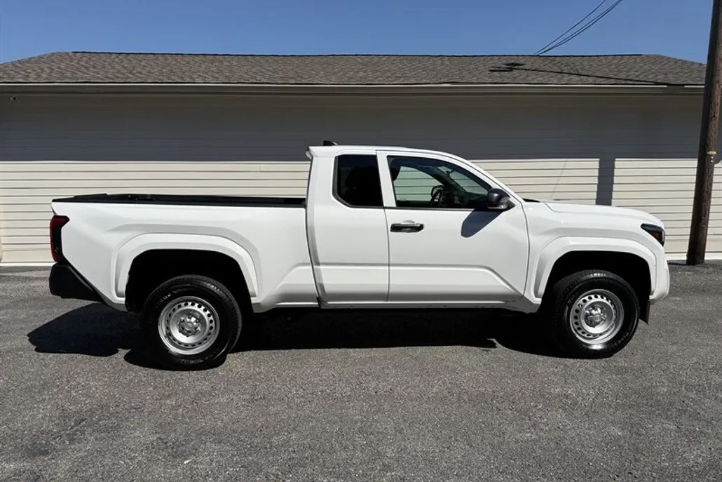 2024 Toyota Tacoma SR photo 1
