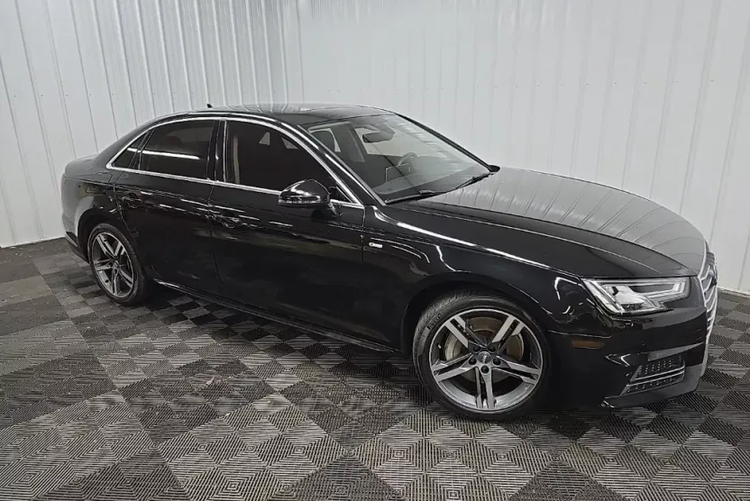 2018 Audi A4 2.0T Premium Plus Quattro photo 1