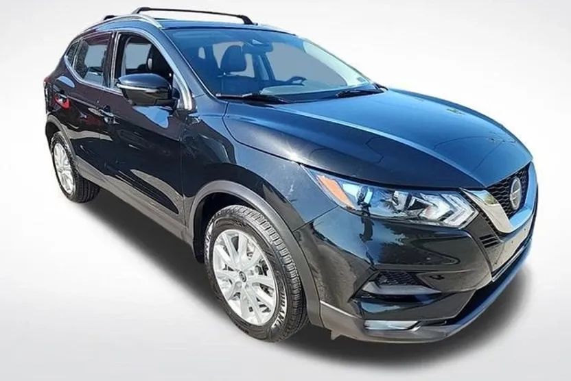 2020 Nissan Rogue Sport SV photo 1