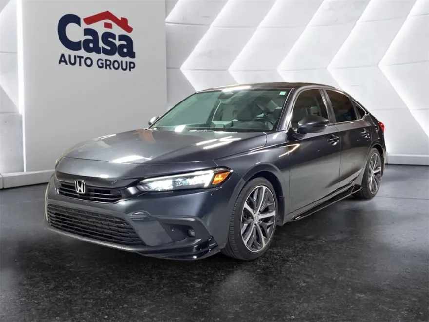 2022 Honda Civic Touring photo 1