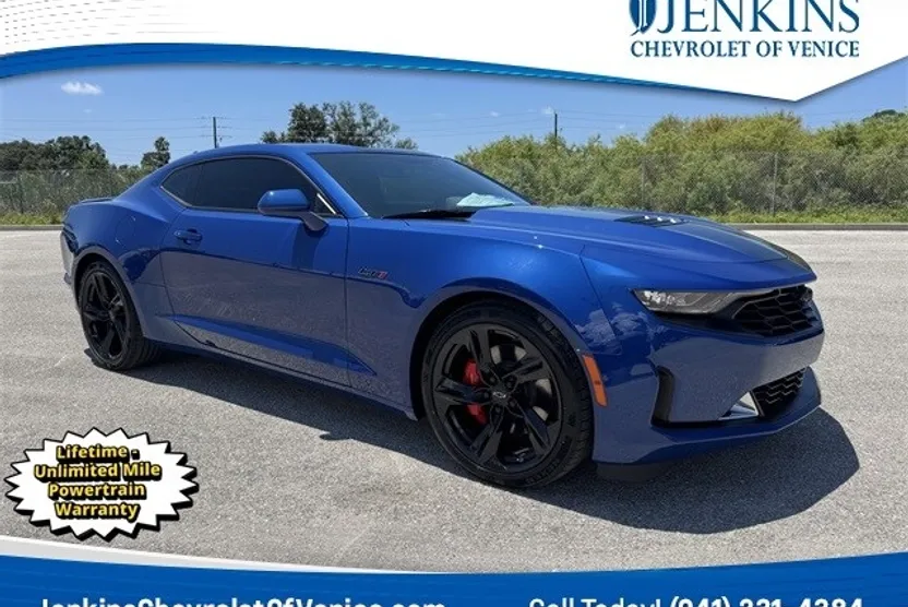2023 Chevrolet Camaro LT1 photo 1