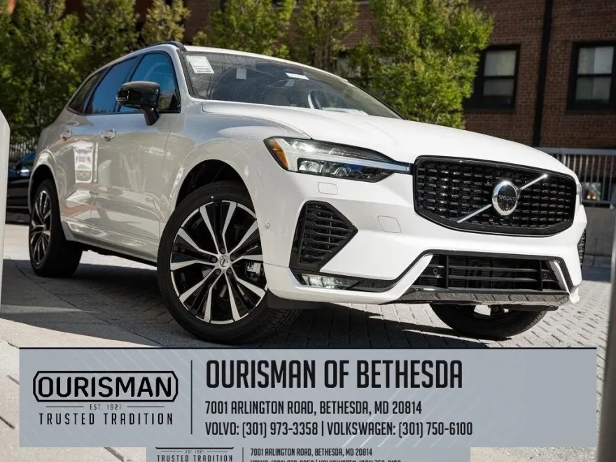 2025 Volvo XC60 B5 Plus photo 1