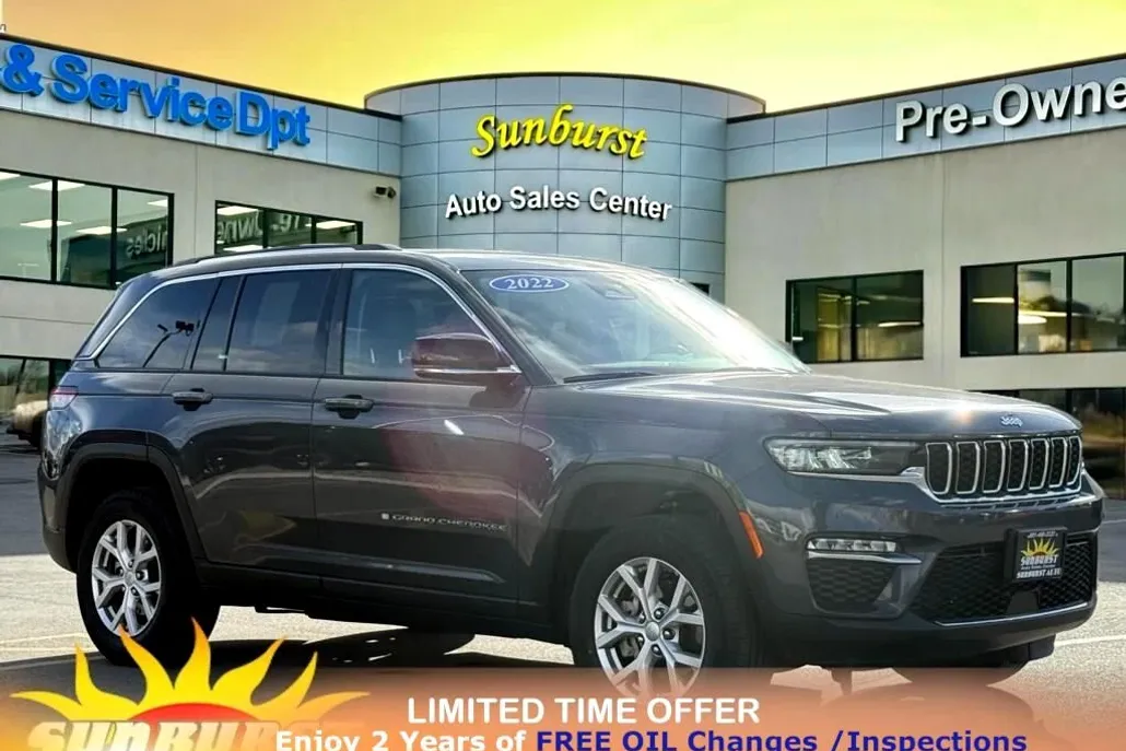 2022 Jeep Grand Cherokee Limited photo 1