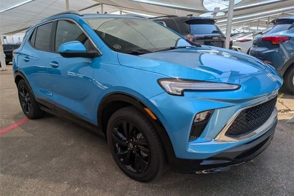 2025 Buick Encore GX Sport Touring photo 1