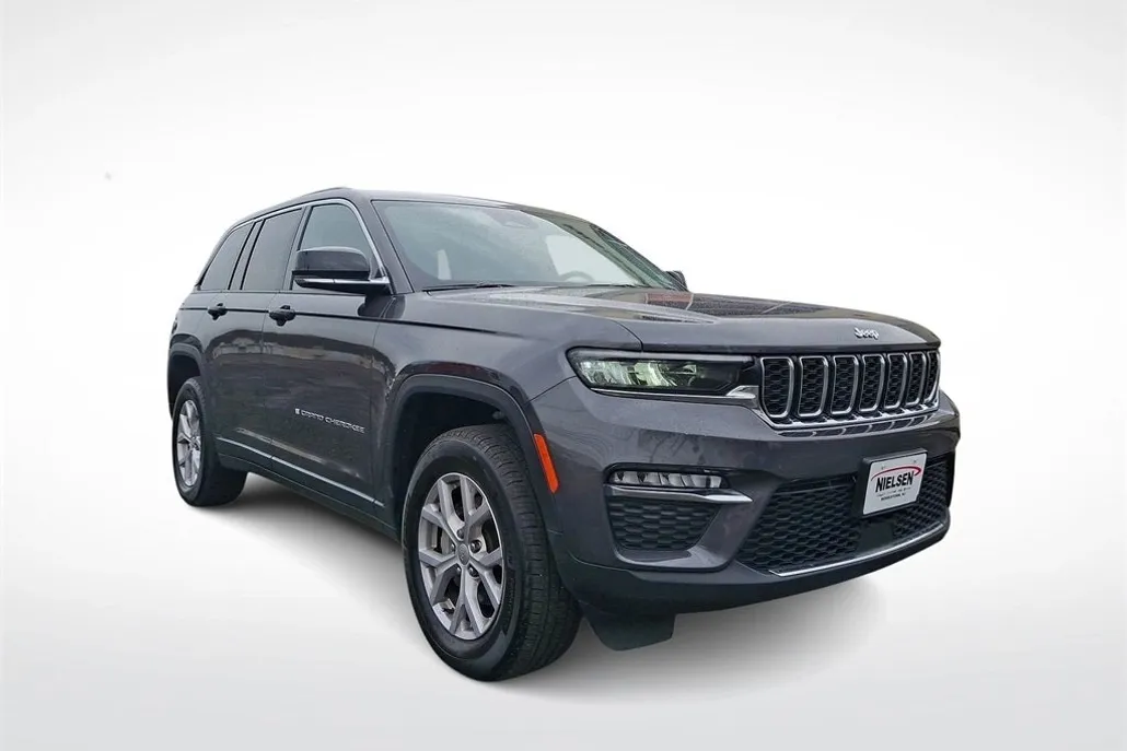 2022 Jeep Grand Cherokee Limited photo 1