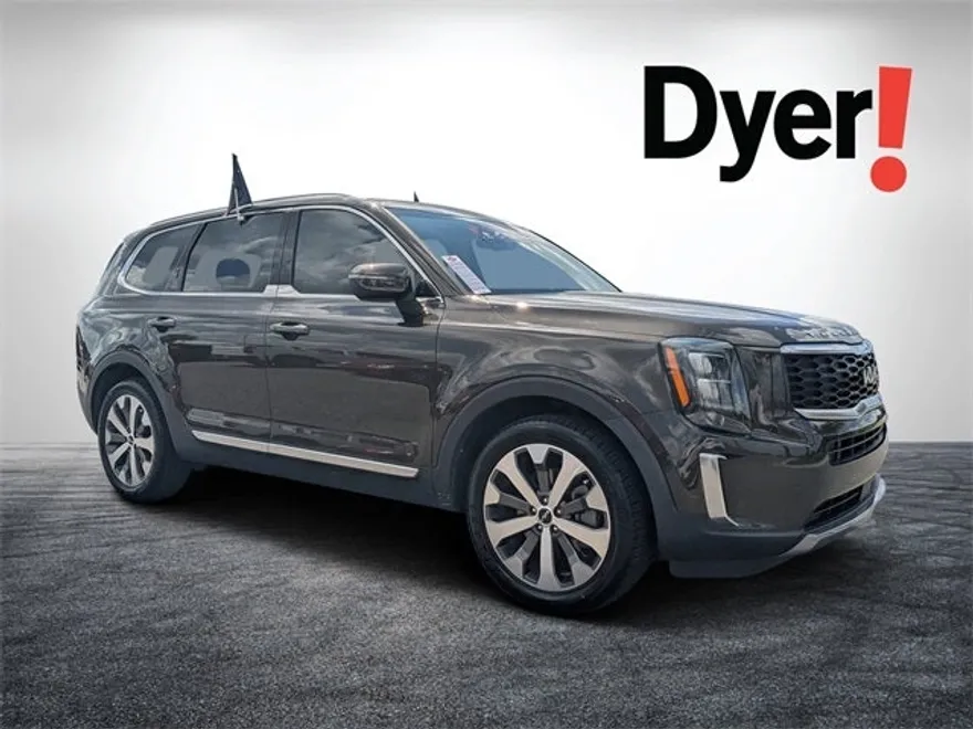 2022 Kia Telluride EX photo 1